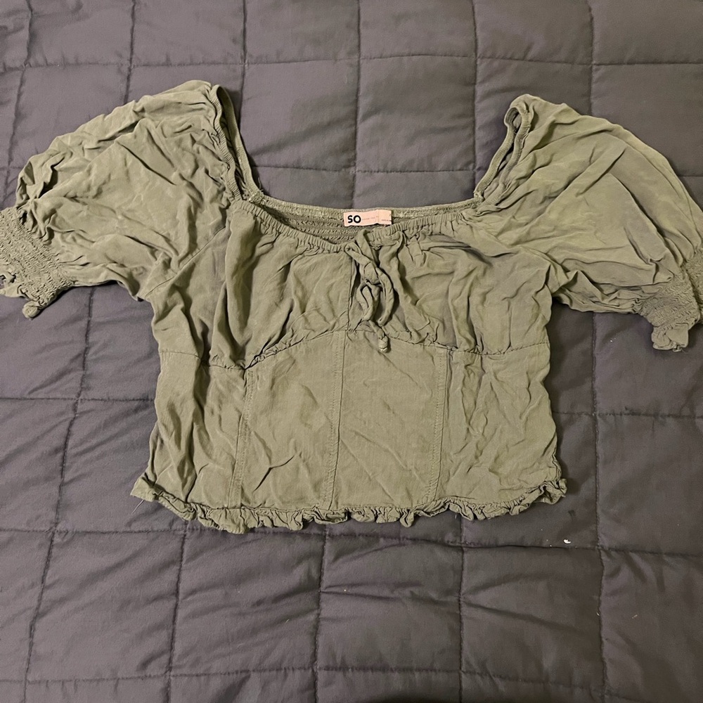 SO Women's Green Puff Sleeve Blouse